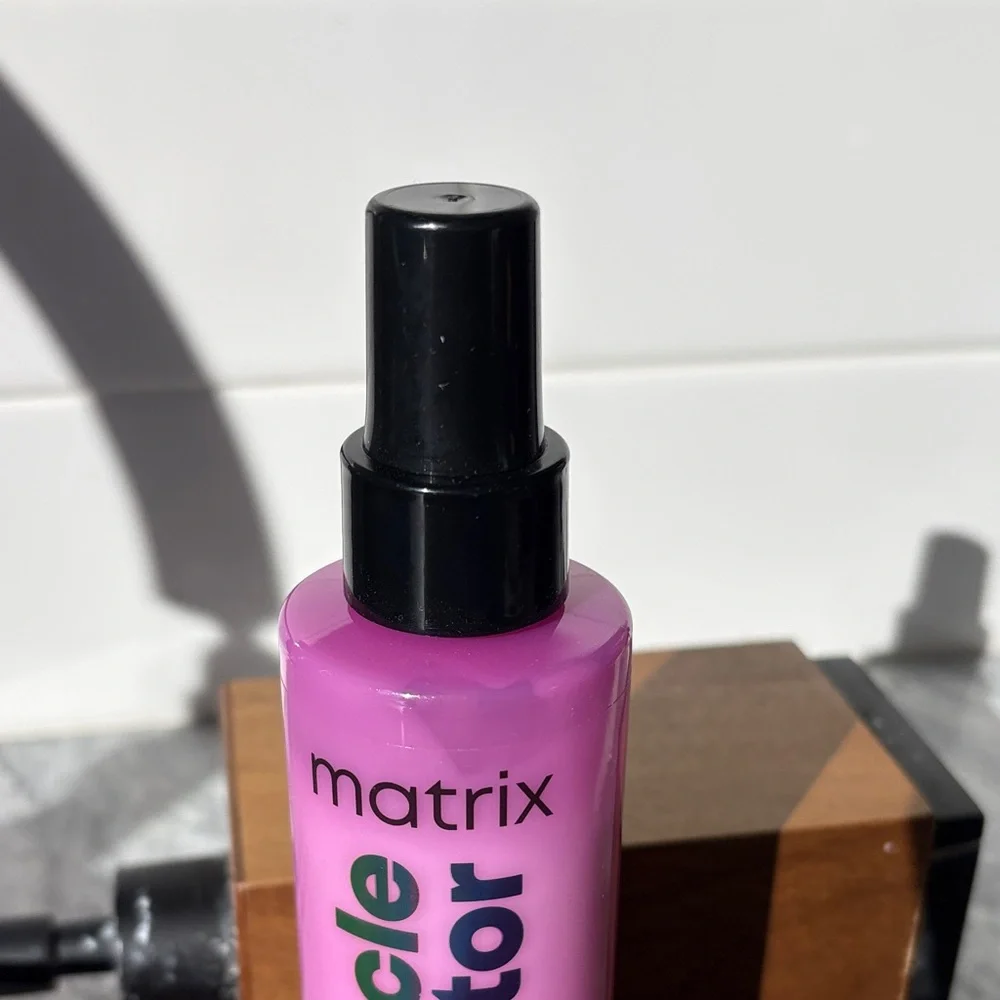 Matrix Miracle Creator Multi-Tasking Leave-In Conditioner Spray 6.8oz NEW - Picture 6 of 6